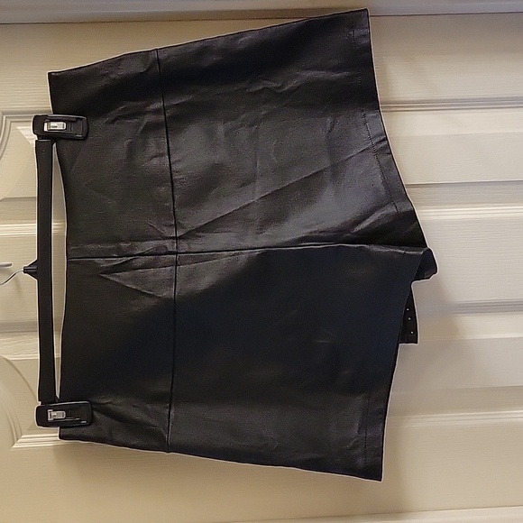 Black Faux Leather Studded Mini Skort - Picture 7 of 13